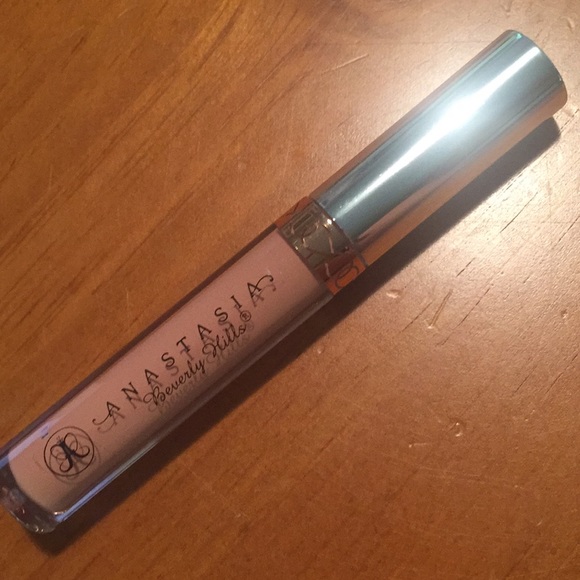 Anastasia Beverly Hills Liquid Lipstick ๐ - Picture 4 of 12